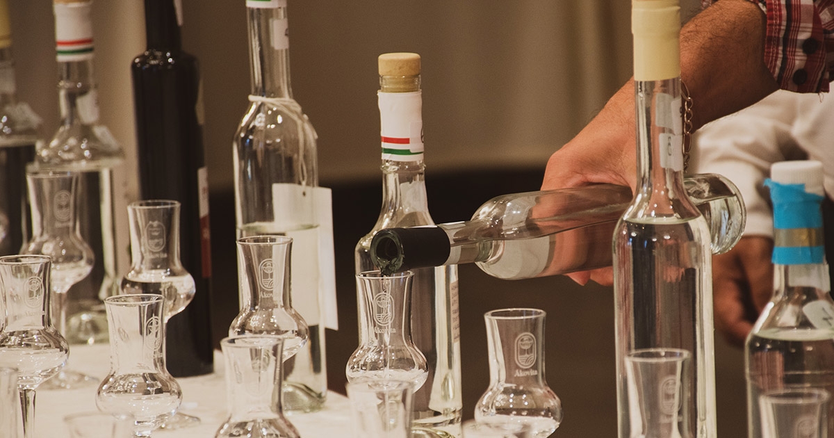 Várják a gyümölcspárlatmintákat